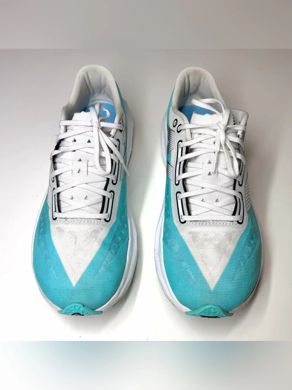 New Balance breathable aqua